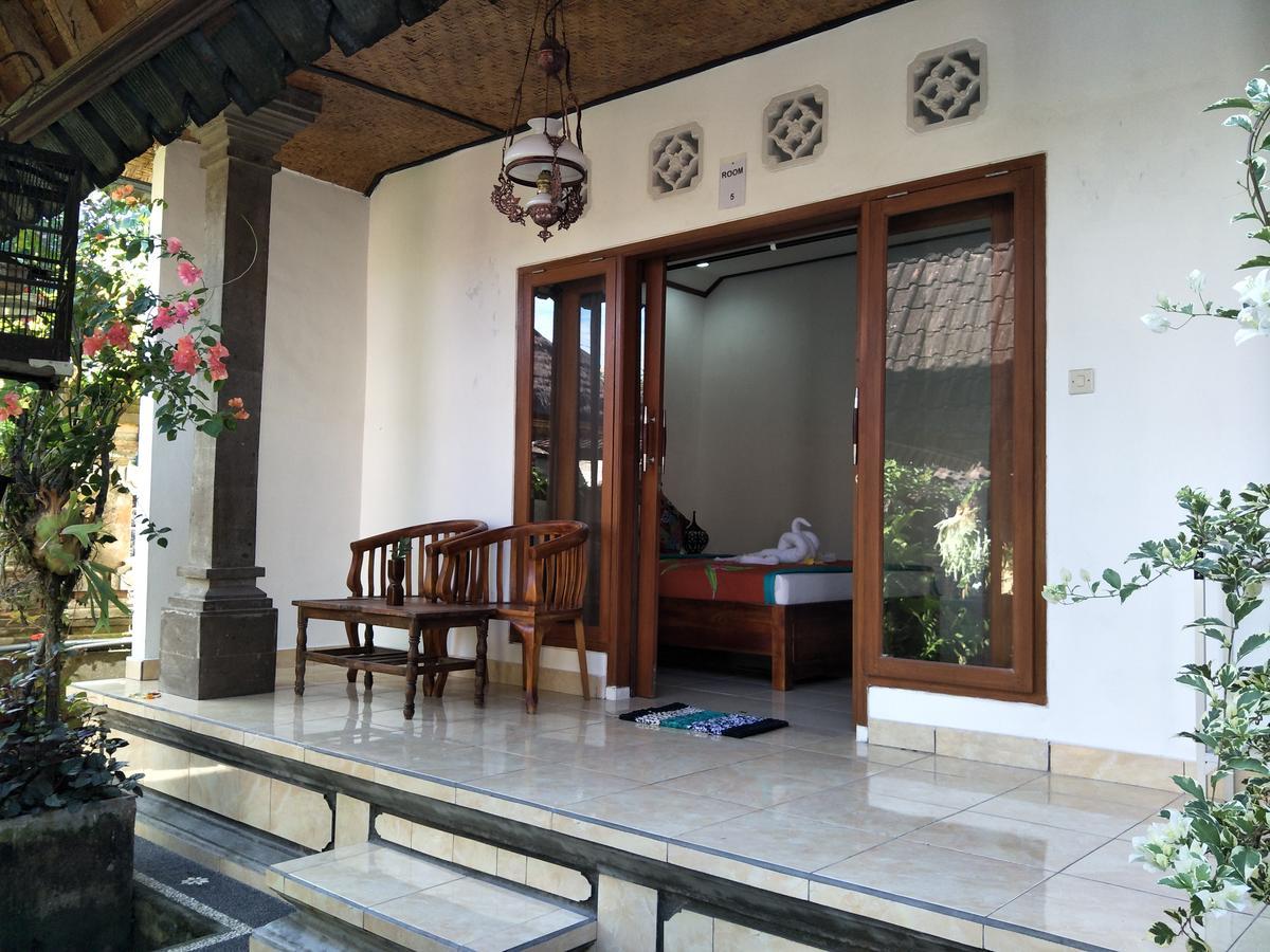 Pondok Ayu Homestay อูบุด ภายนอก รูปภาพ