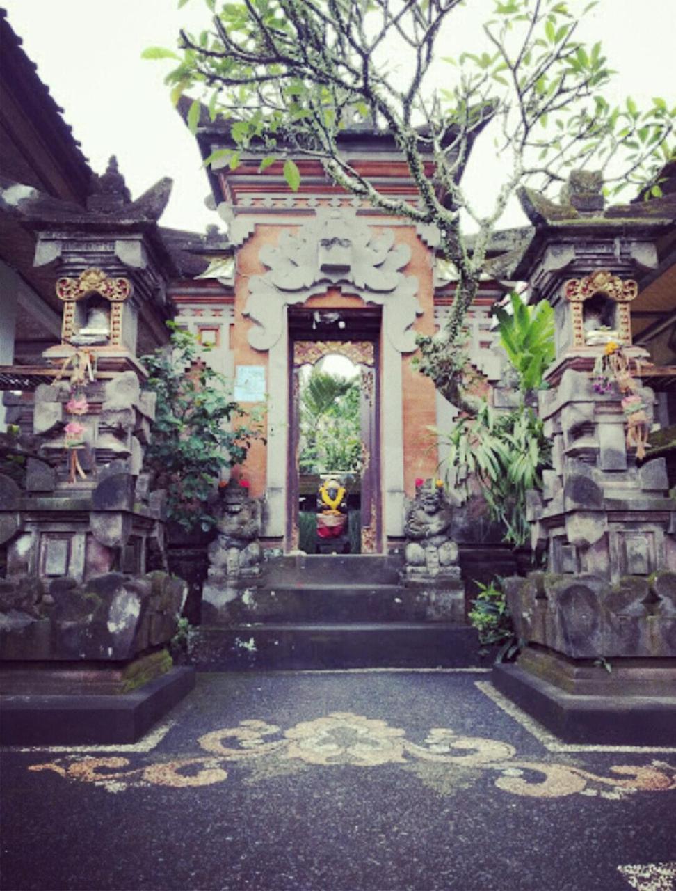 Pondok Ayu Homestay อูบุด ภายนอก รูปภาพ