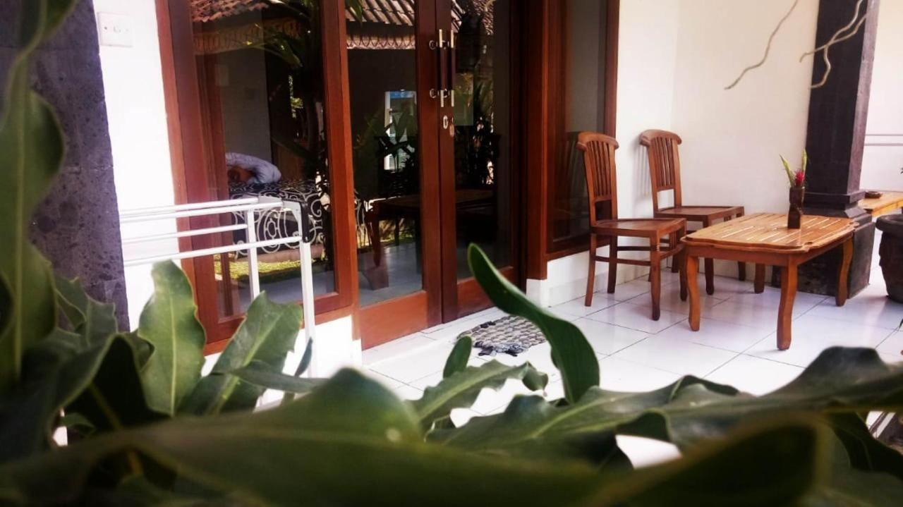 Pondok Ayu Homestay อูบุด ภายนอก รูปภาพ