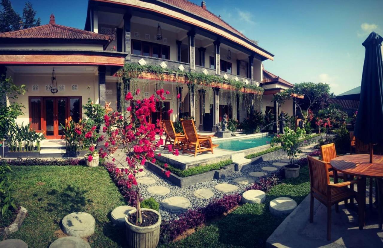 Pondok Ayu Homestay อูบุด ภายนอก รูปภาพ