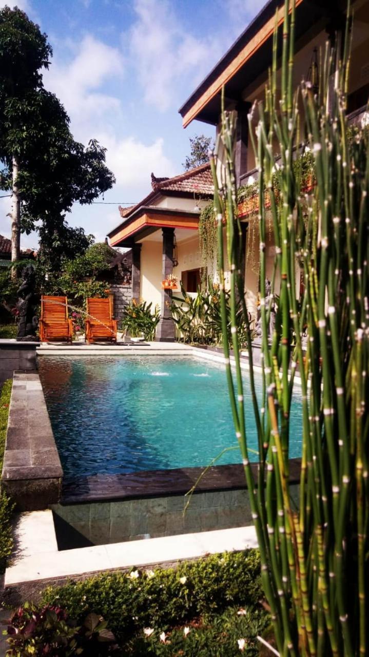 Pondok Ayu Homestay อูบุด ภายนอก รูปภาพ